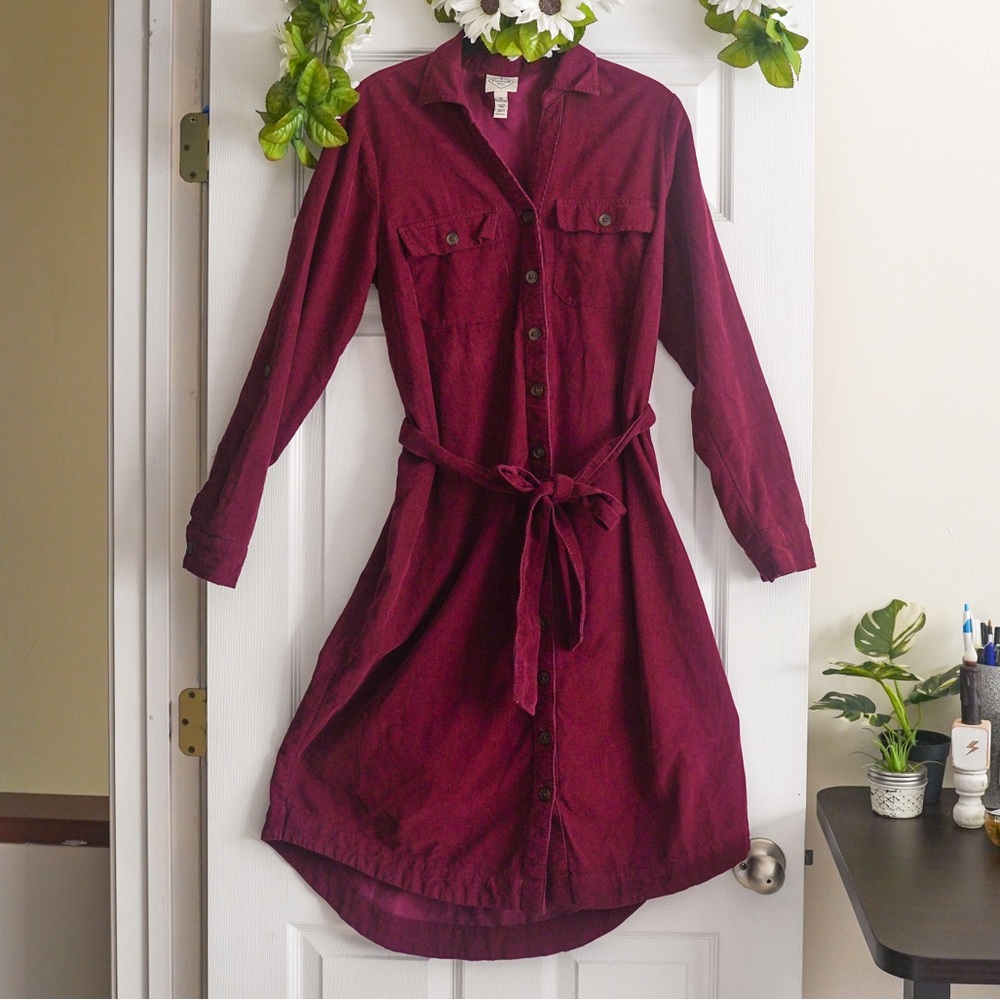 Corduroy Shirt Dress Burgundy Maroon Button Up Tie Waist Vintage Look Women’s M